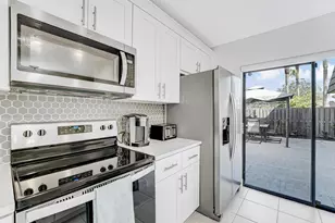 2439 24th Way, West Palm Beach, FL 33407 - Photo 17