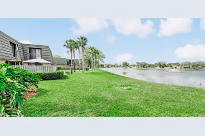 2439 24th Way #2439, West Palm Beach, FL 33407 - Photo 3