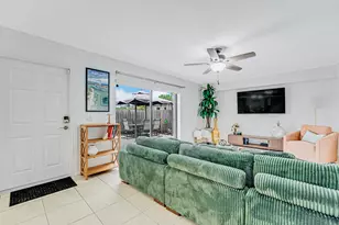 2439 24th Way, West Palm Beach, FL 33407 - Photo 7