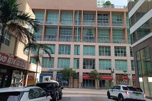 253 NE 2nd St, Miami, FL 33132 - Photo 3
