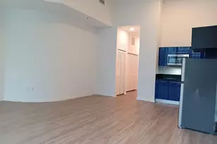 253 NE 2nd St, Miami, FL 33132 - Photo 17