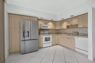 5340 Las Verdes Cir, Delray Beach, FL 33484 - Photo 19