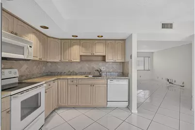 5340 Las Verdes Circle #307, Delray Beach, FL 33484 - Photo 25