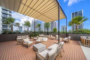 11 NE 6th St, Miami, FL 33132 - Photo 49