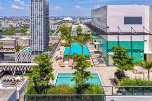 11 NE 6th St, Miami, FL 33132 - Photo 63