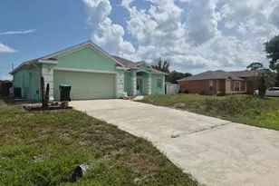 698 Thuringer St NW, Palm Bay, FL 32907 - Photo 3