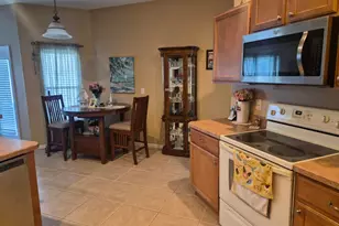 698 Thuringer St NW, Palm Bay, FL 32907 - Photo 7