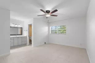 10693 N Military Trl, West Palm Beach, FL 33410 - Photo 7