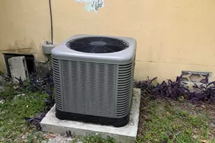 770 NW 148th Terrace, Miami, FL 33168 - Photo 5