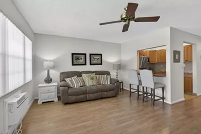 181 Bedford G, West Palm Beach, FL 33417 - Photo 7