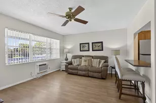 181 Bedford G, West Palm Beach, FL 33417 - Photo 11