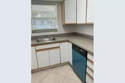 1647 NE 12th Street, Fort Lauderdale, FL 33304 - Photo 3