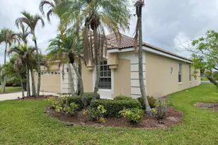 895 SW Lake Charles Cir, Port Saint Lucie, FL 34986 - Photo 5