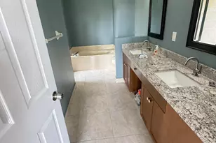 16339 SW 48th St, Miramar, FL 33027 - Photo 11