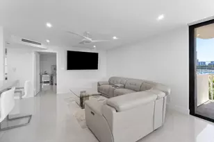 5480 N Ocean Dr, Singer Island, FL 33404 - Photo 11