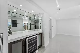 5480 N Ocean Dr, Singer Island, FL 33404 - Photo 3