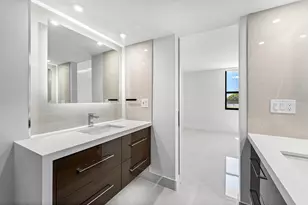 5480 N Ocean Dr, Singer Island, FL 33404 - Photo 17