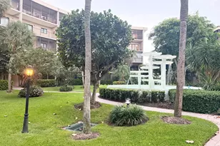 3605 S Ocean Blvd, South Palm Beach, FL 33480 - Photo 35