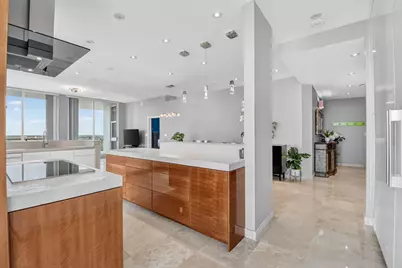 550 Okeechobee Boulevard #Lph-23, West Palm Beach, FL 33401 - Photo 19