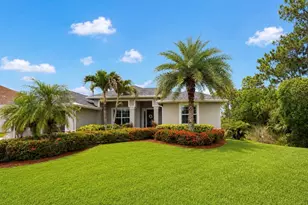 367 SW Vista Lake Dr, Port Saint Lucie, FL 34953 - Photo 5