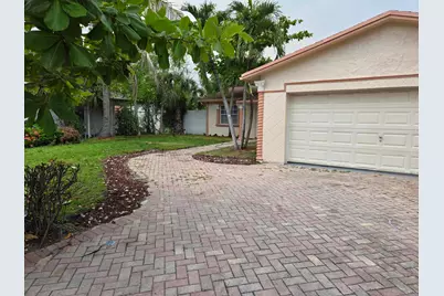 7601 Kimberly Boulevard, North Lauderdale, FL 33068 - Photo 3
