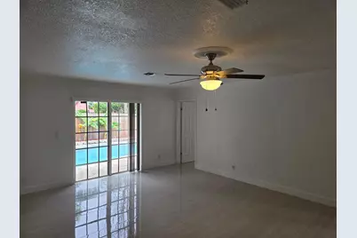 7601 Kimberly Boulevard, North Lauderdale, FL 33068 - Photo 25