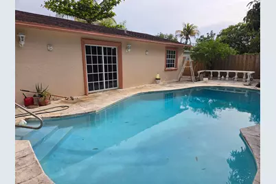 7601 Kimberly Boulevard, North Lauderdale, FL 33068 - Photo 29