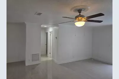 7601 Kimberly Boulevard, North Lauderdale, FL 33068 - Photo 25