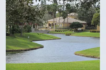 700 S Crestwood Court S #704, Royal Palm Beach, FL 33411 - Photo 23