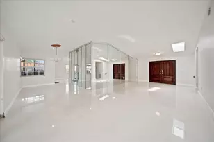 20009 NW 66th Pl, Hialeah, FL 33015 - Photo 7