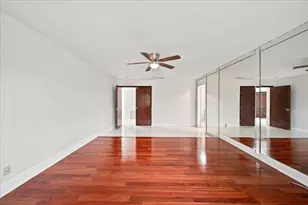 20009 NW 66th Pl, Hialeah, FL 33015 - Photo 17