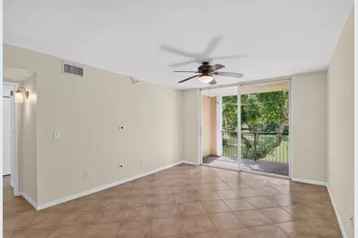 107 Yacht Club Way #208, Hypoluxo, FL 33462 - Photo 9