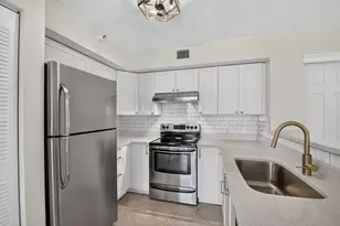 107 Yacht Club Way, Hypoluxo, FL 33462 - Photo 5