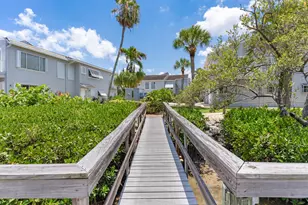 2488 Harbour Cove Dr, Fort Pierce, FL 34949 - Photo 9