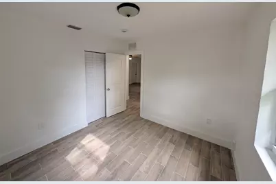 1733 NW 18th Street, Fort Lauderdale, FL 33311 - Photo 7
