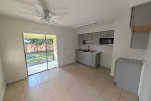 4453 Steven Rd, Lake Worth, FL 33461 - Photo 9