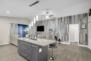 1238 Pine Sage Cir, West Palm Beach, FL 33409 - Photo 7