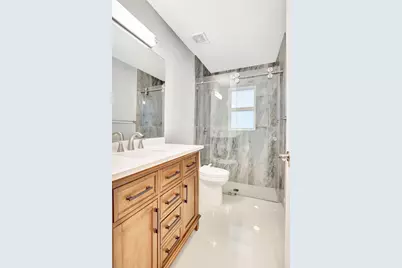 22687 Royal Crown Terrace E, Boca Raton, FL 33433 - Photo 15