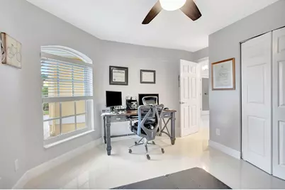 22687 Royal Crown Terrace E, Boca Raton, FL 33433 - Photo 13