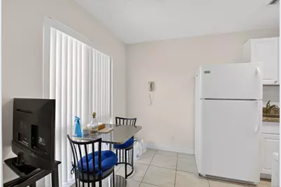 13984 VÃ­a Flora #B, Delray Beach, FL 33484 - Photo 5