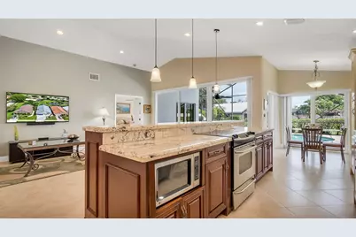 21089 Cottonwood Drive, Boca Raton, FL 33428 - Photo 9