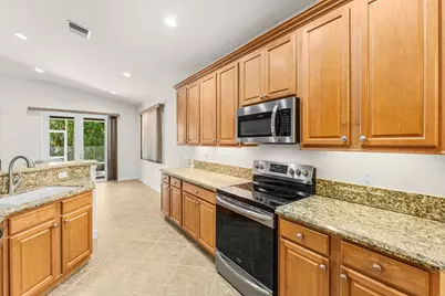 6223 Dorchester Way, Vero Beach, FL 32966 - Photo 9