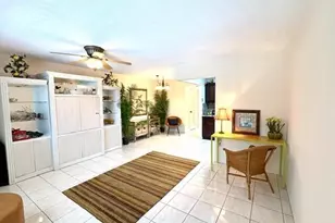 12 Windsor A, West Palm Beach, FL 33417 - Photo 11