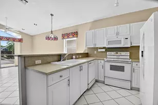 7695 Cherry Blossom Way, Boynton Beach, FL 33437 - Photo 11