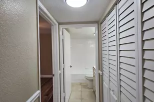 1541 Windorah Way, West Palm Beach, FL 33411 - Photo 5