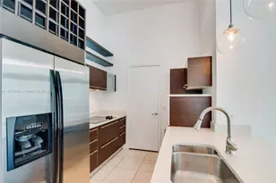 1900 N Bayshore Dr, Miami, FL 33132 - Photo 3