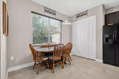 8135 Cantabria Falls Drive, Boynton Beach, FL 33473 - Photo 19