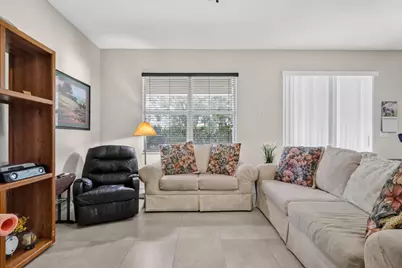 8135 Cantabria Falls Drive, Boynton Beach, FL 33473 - Photo 25