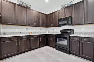 8135 Cantabria Falls Dr, Boynton Beach, FL 33473 - Photo 17