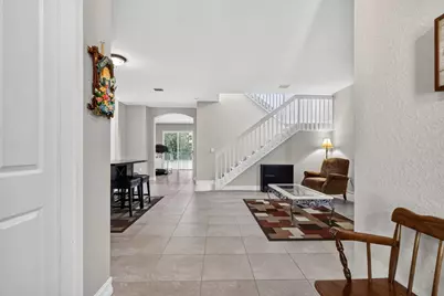 8135 Cantabria Falls Drive, Boynton Beach, FL 33473 - Photo 5